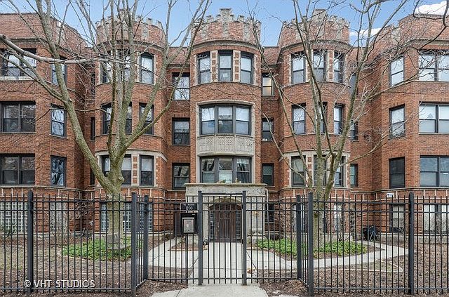 1st image of 1200 W Sherwin Ave APT 2E