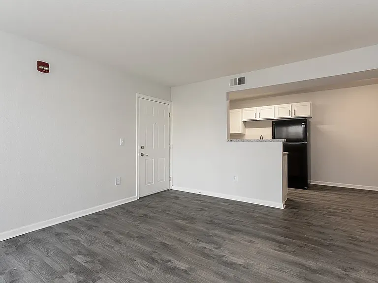 3833 Hoosier Woods Ct — Photo 20