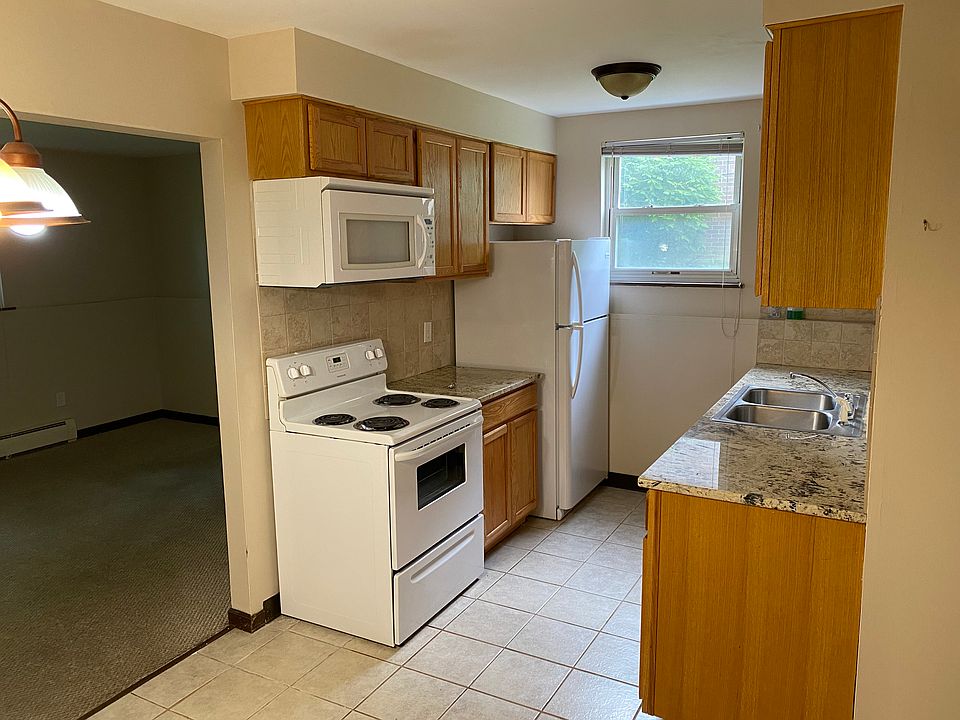 1st image of 737 Wright Ave APT 1