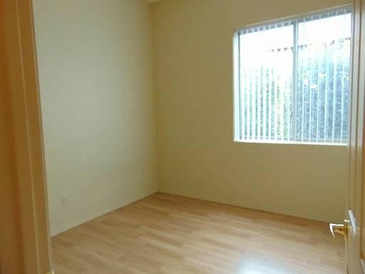 3rd image of 1627 Colina Dr