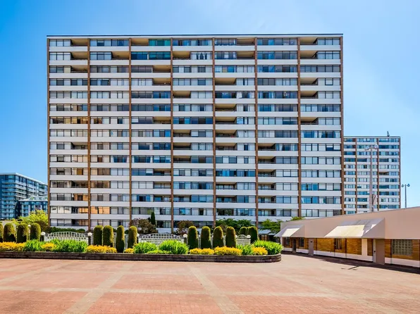 6631 Minoru Blvd #1504, Richmond, BC V6Y 1Z1