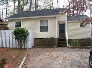 305 Harbor Trce E, Sanford, NC 27332