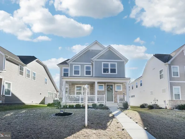 5660 Lewis Carroll Dr, White Plains, MD 20695