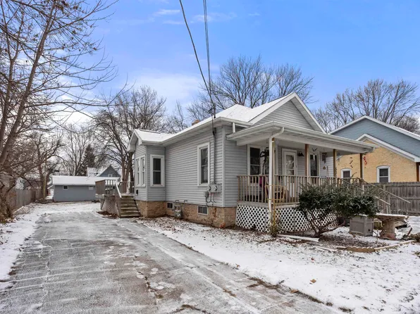 531 1st St, Menasha, WI 54952