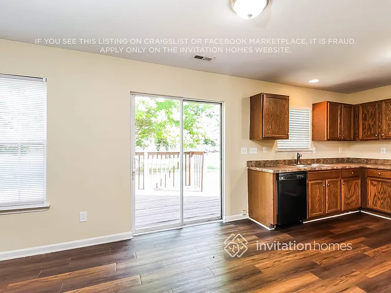 7007 Hidden Creek Dr — Photo 7