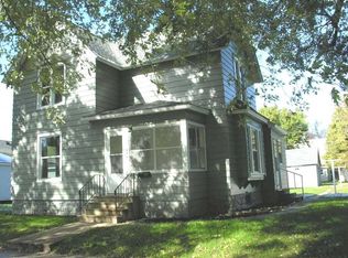 403 8th Ave, Charles City, IA 50616