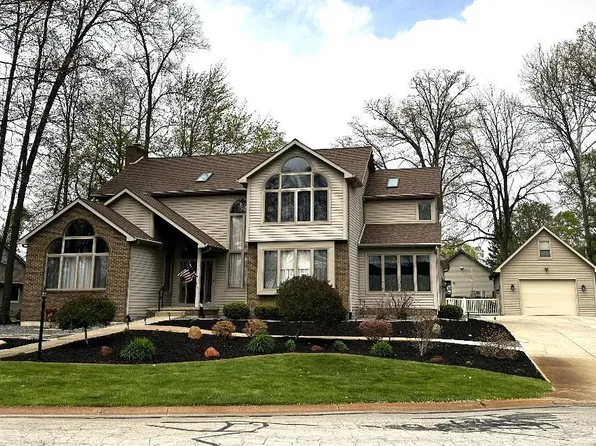 207 Woodcliff Dr, Warsaw, IN 46582