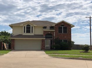 6717 Pax Ct, Arlington, TX 76002