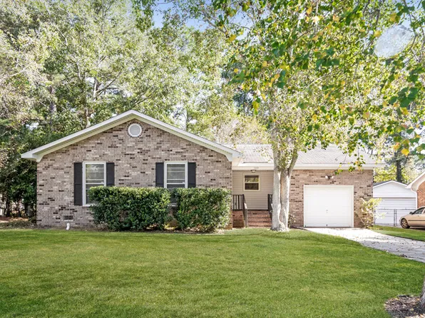 109 Terry Ave, Summerville, SC 29485