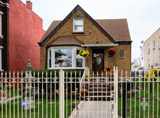 4928 W Belden St, Chicago, IL 60639