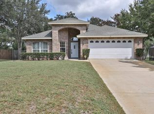 268 Debary Dr, Debary, FL 32713