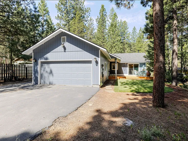 56443 Celestial Dr — Photo 2