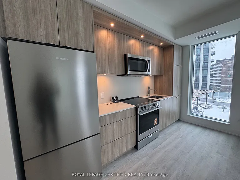 25 Cordova Ave #605 — Photo 14