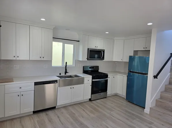 2895 Canal Ave #A, Long Beach, CA 90810