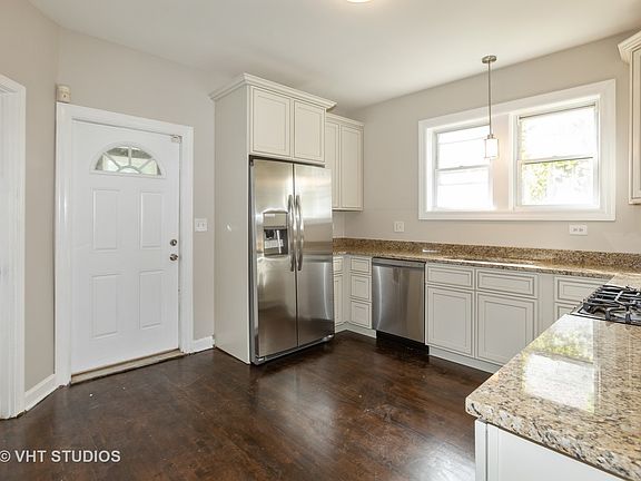 4th image of 8519 S Oglesby Ave