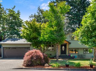 13216 Autumn Ln, Oregon City, OR 97045