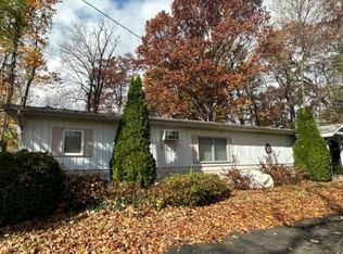 133 Indian Trl, Munith, MI 49259