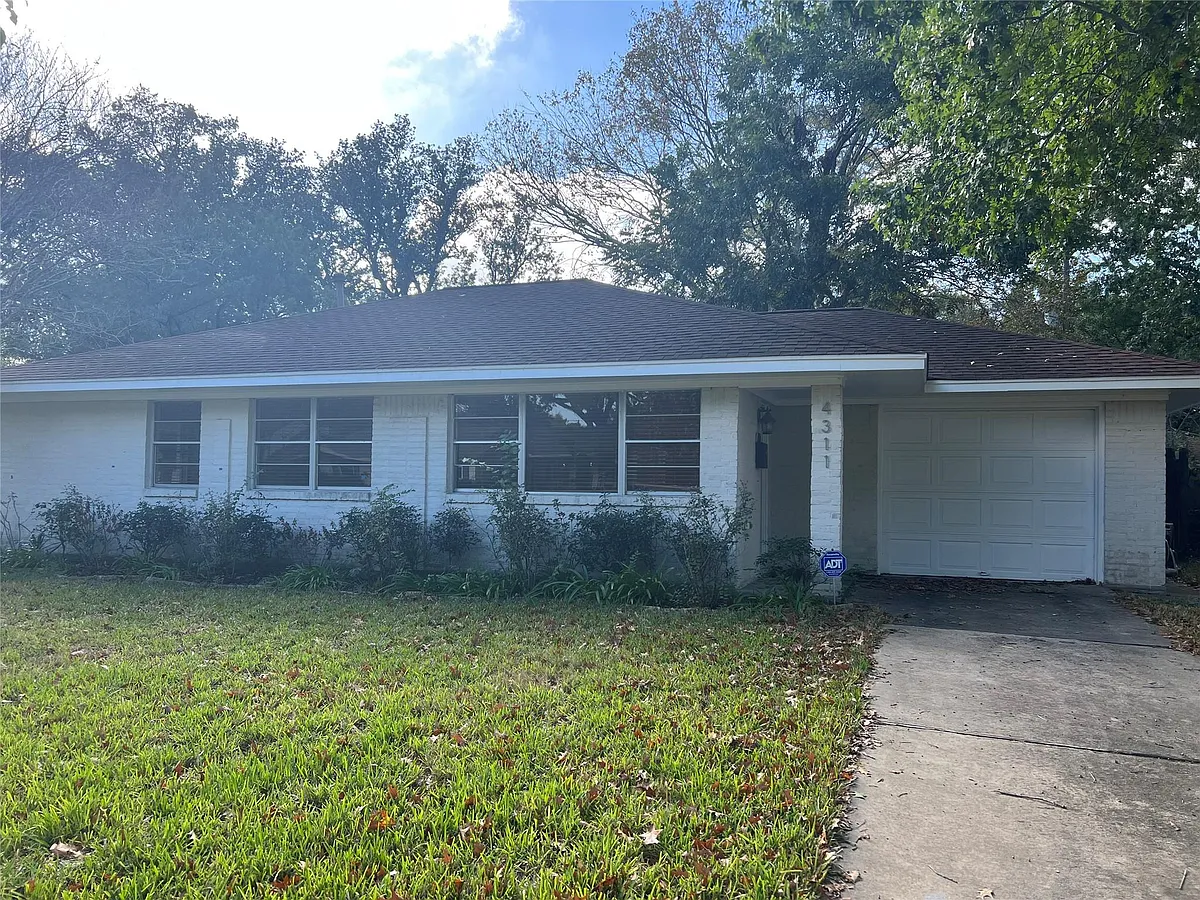Building Photo - 4311 Benning Dr