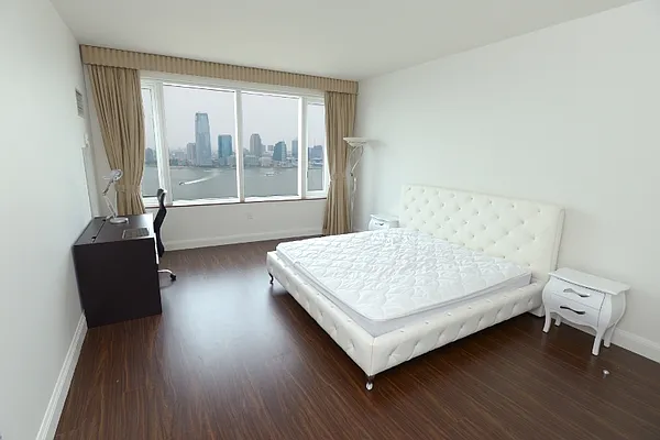 Rented by Battery Park Realty | media 28
