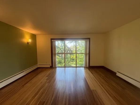 1266 W 13th Ave #305, Vancouver, BC V6H 1N6