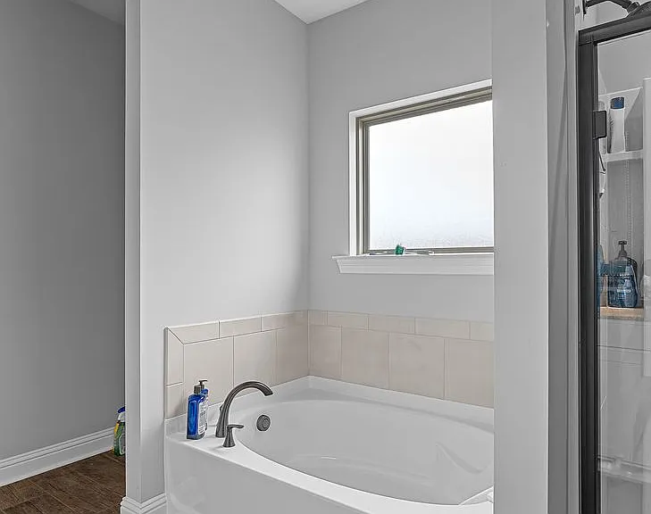 120 Saint Edmunds Way — Photo 30