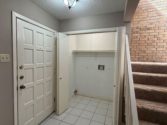5th image of 2714 Creek Wood Ct
