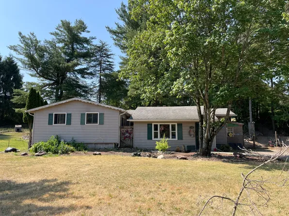 122 Horseshoe Ln, Lehighton, PA 18235