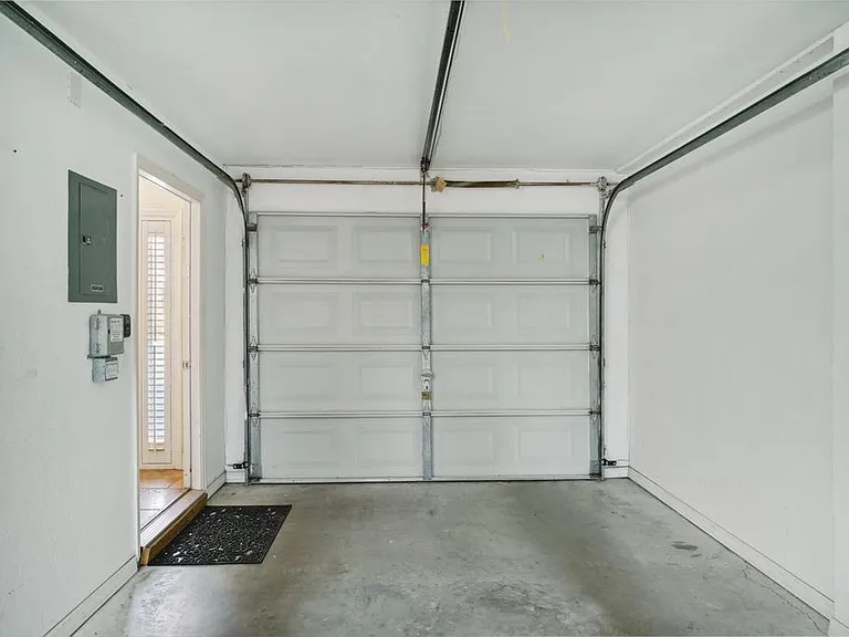 637 Pinellas Bayway S #105 — Photo 46