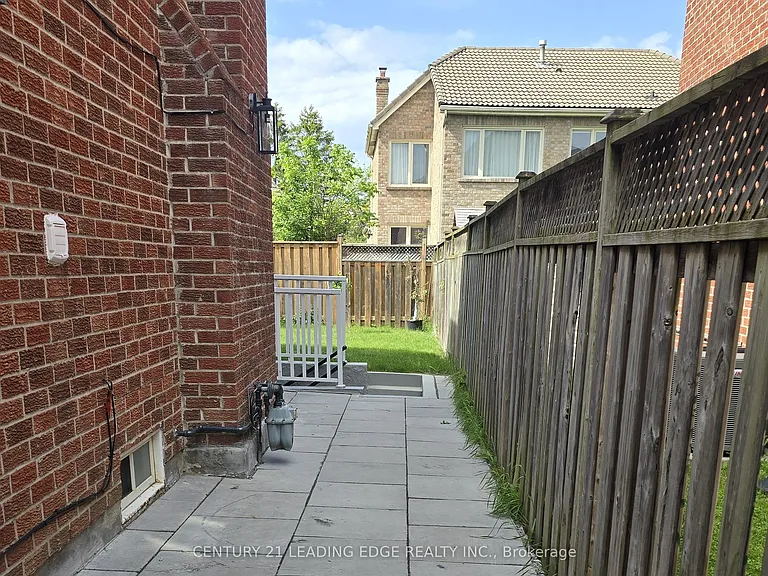 14 Porthclair Ct — Photo 38