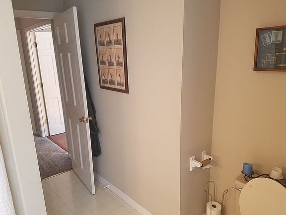 Entrance to Master Bath