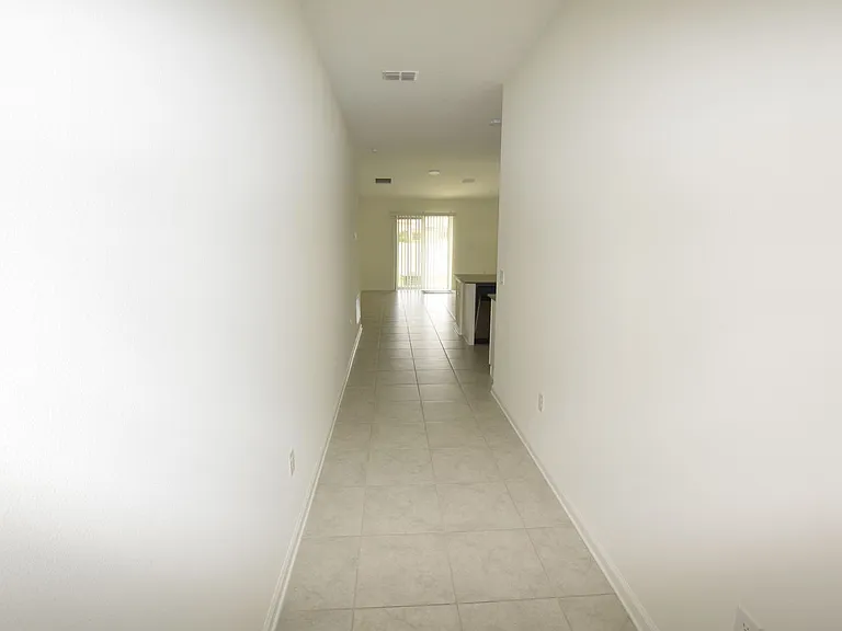 1359 Lassen St — Photo 4
