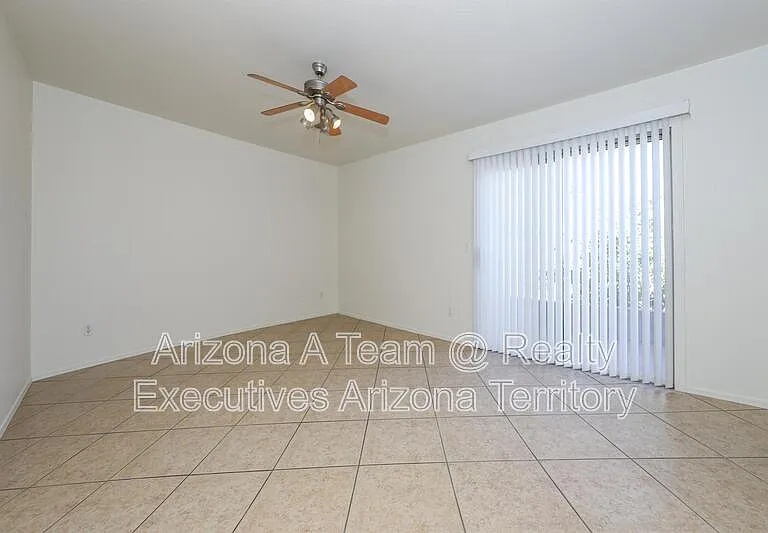 1892 W Bagley Way — Photo 12