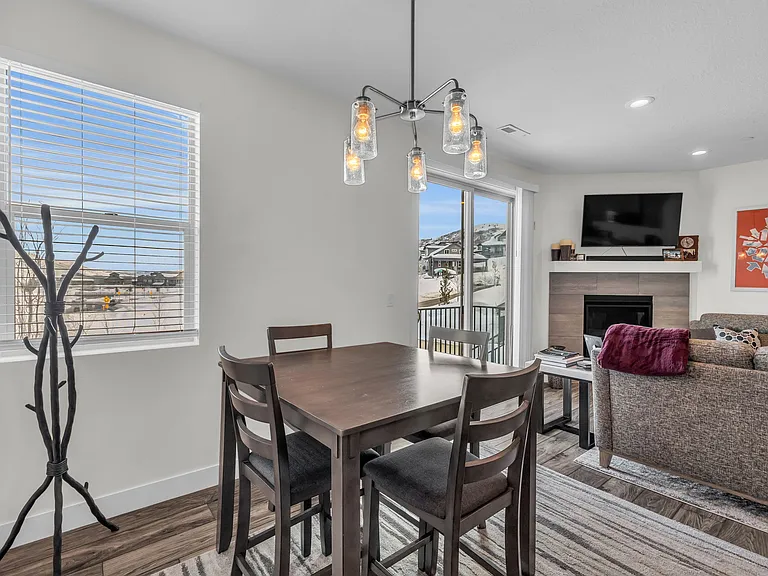 3041 Cedar Dr #2 — Photo 10