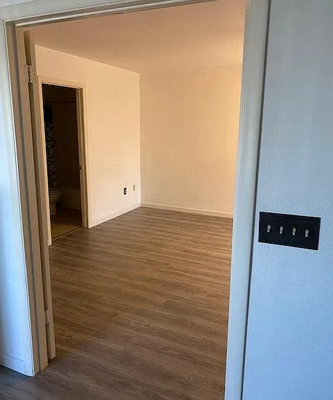 Entry to master bedroom