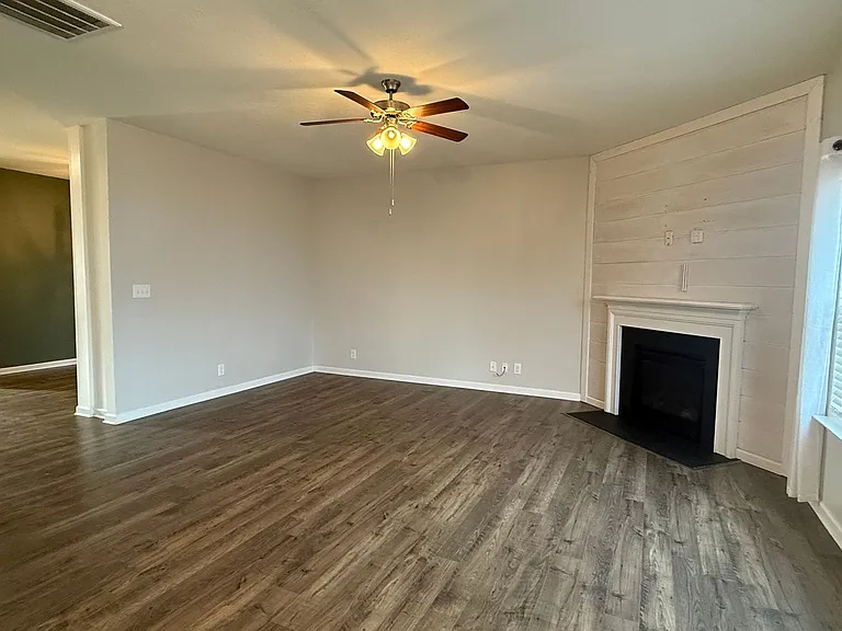 6719 Wildlife Cir — Photo 41