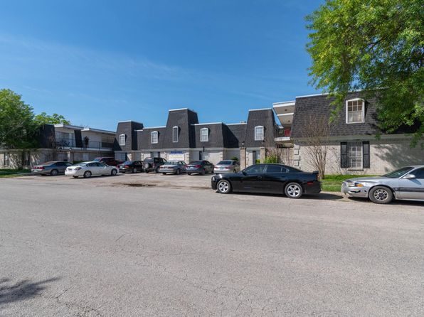 201 E Bowie St #21