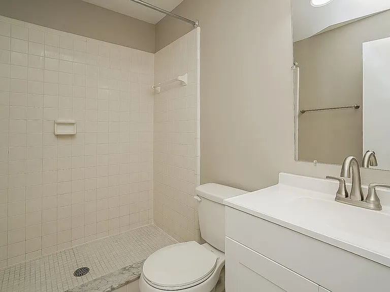 1070 Bridlewood Way — Photo 15