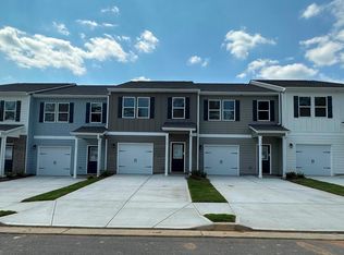 303 Rolling Green Rd #114, Adairsville, GA 30103