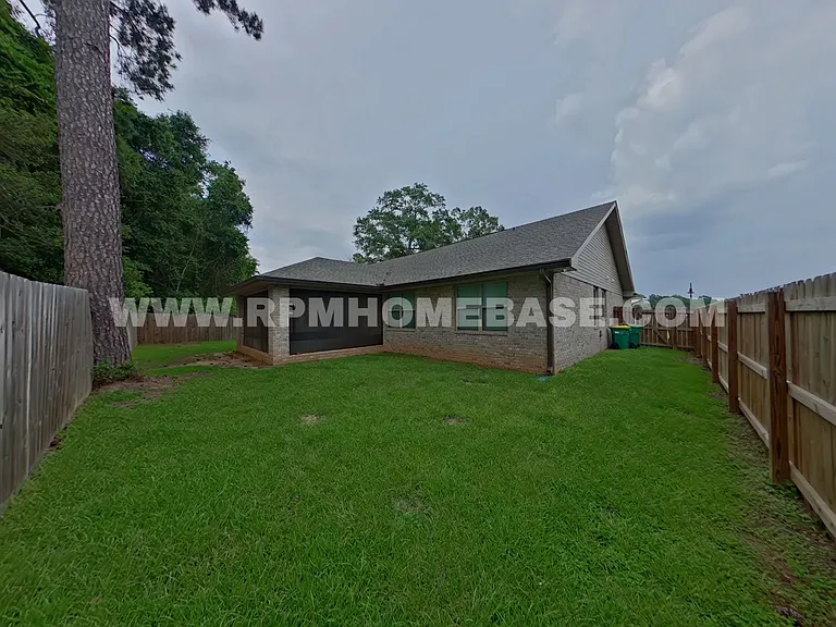 5820 Crestlake Dr — Photo 20