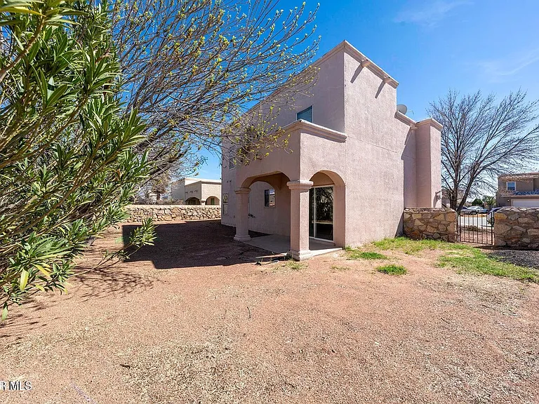 804 Bonnie Ct — Photo 47