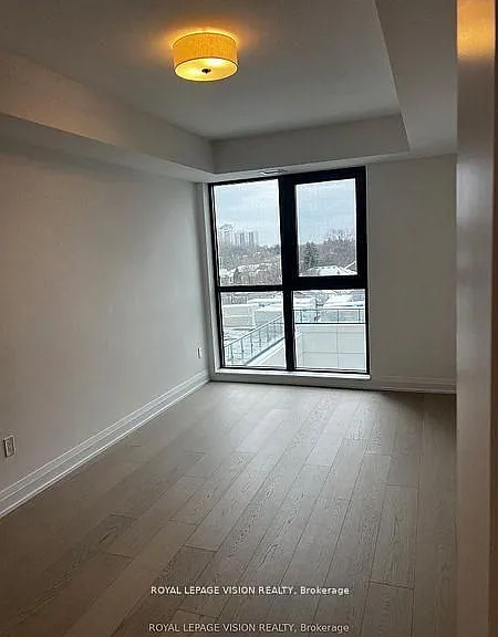 505 Glencairn Ave #328 — Photo 8
