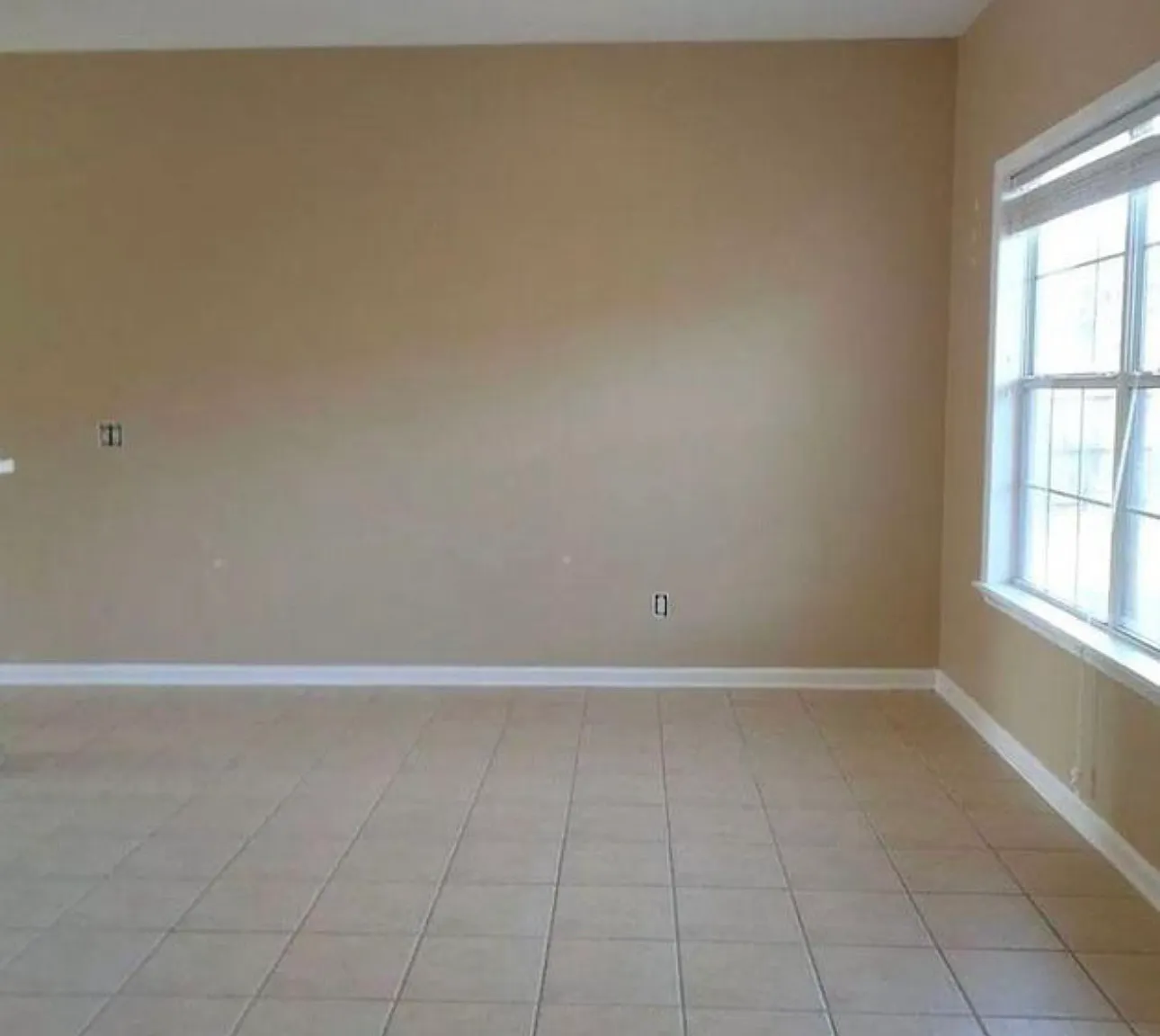 2 bed, 2.5 bath, 1610 sqft, $1,350 — Photo 4