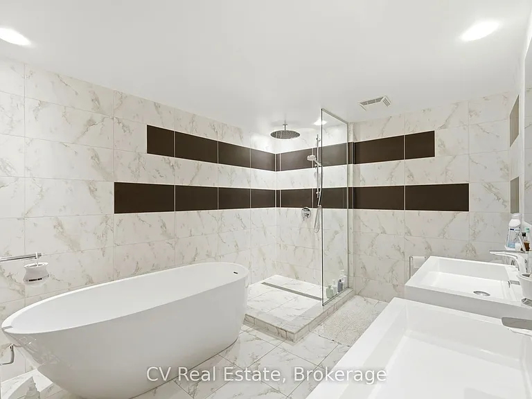 333 Adelaide St E #1414 — Photo 22