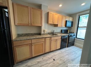 9 Worthington St, Roxbury, MA 02120