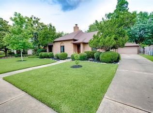 15742 Ridge Park Dr, Houston, TX 77095