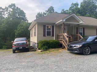 722 Lake Forest Dr #2, Blue Ridge, GA 30513