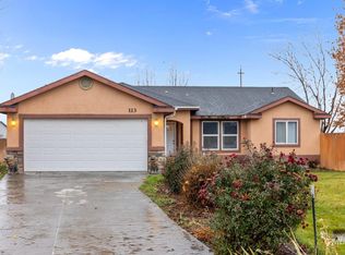 113 Rose Petal Ct, Wilder, ID 83676