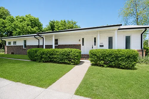 1409 Hc Mathis Dr Photo 1