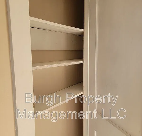 1316 Justine St — Photo 15