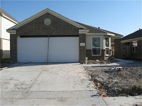 2nd image of 2727 Magnolia Hill Trl